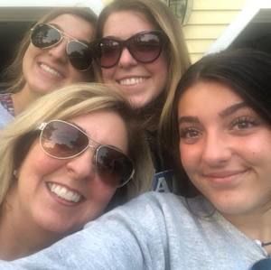 Meet your Posher, Christine